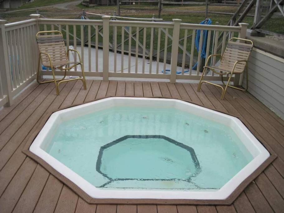 Unique Yeti-Theme Ski On Off Suite Jiminy-Sleeps 4 Ханкок Экстерьер фото